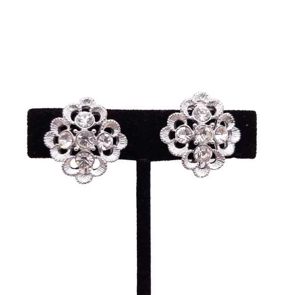 Vtg Sarah Coventry Clip On Earrings Silver Tone Floral Clear Rhinestone Textured - Picture 1 of 7